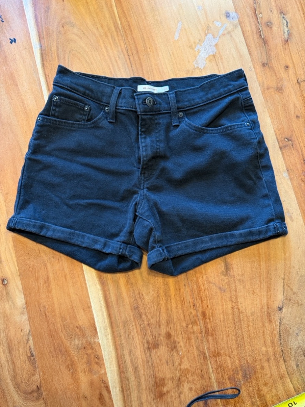 Levi’s Classic 2010s Black Mid Length Denim Shorts Size 29 (VGUC) - Picture 9 of 9